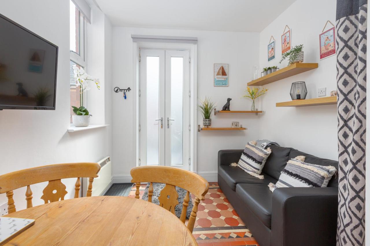 Charles Alexander Short Stay - Clifton Drive Beach Retreat Lytham St Annes Eksteriør billede