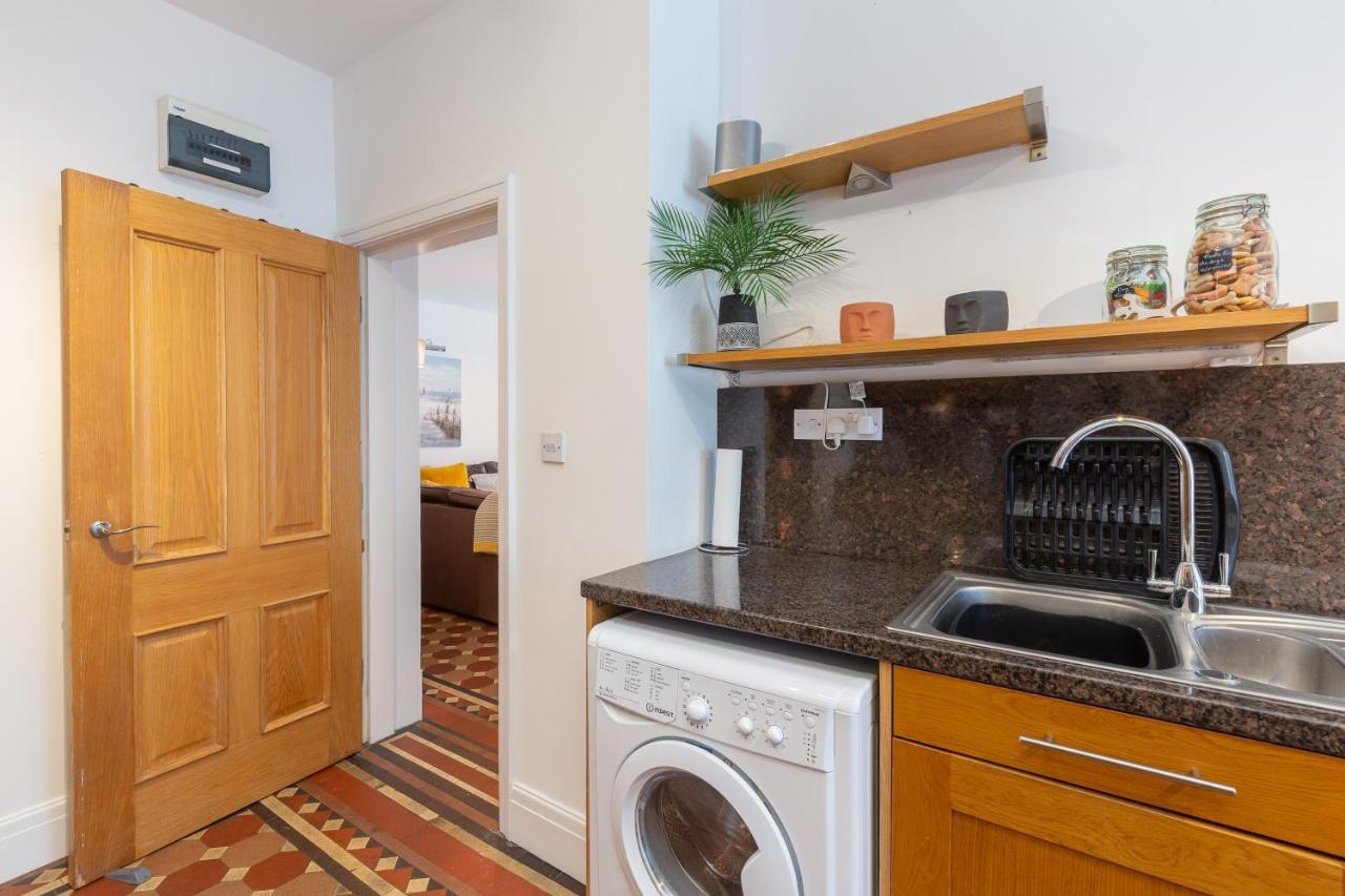 Charles Alexander Short Stay - Clifton Drive Beach Retreat Lytham St Annes Eksteriør billede