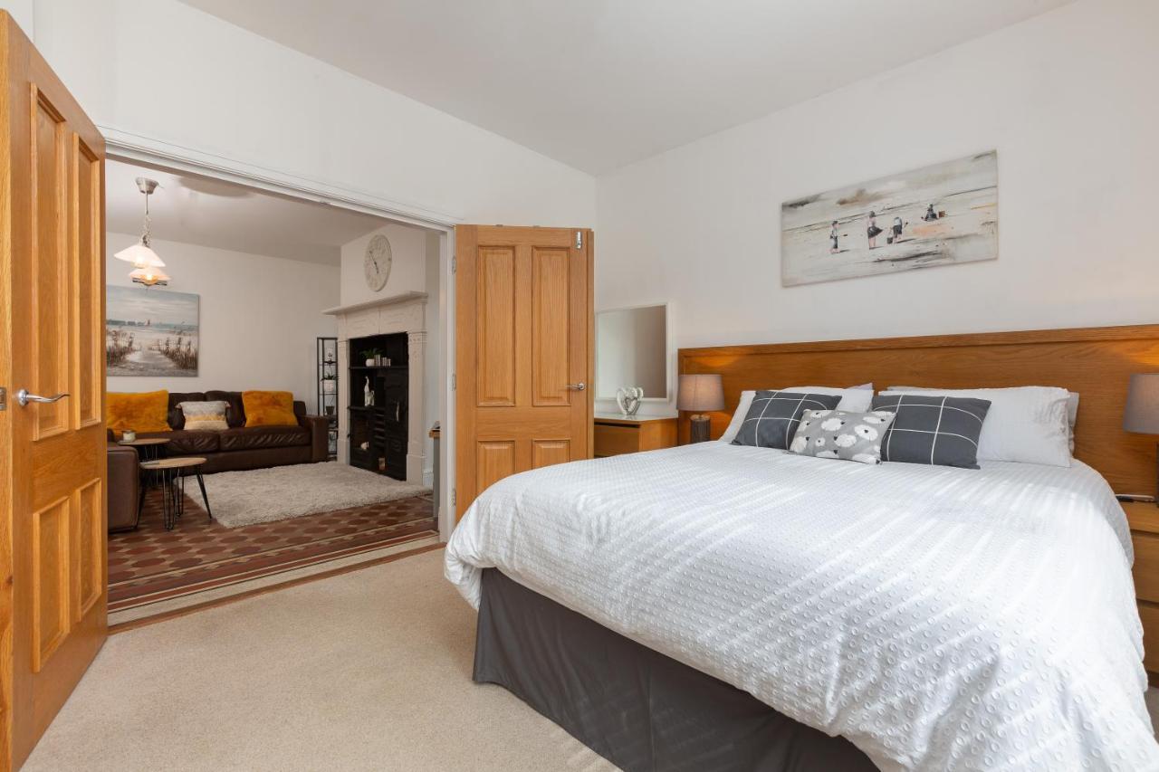 Charles Alexander Short Stay - Clifton Drive Beach Retreat Lytham St Annes Eksteriør billede
